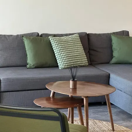 Dans Avec Piscine Apartamento