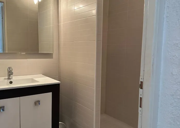 Dans Avec Piscine Сен-Тропе